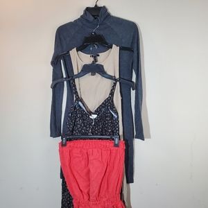 4 ocs bundle of woman clothes